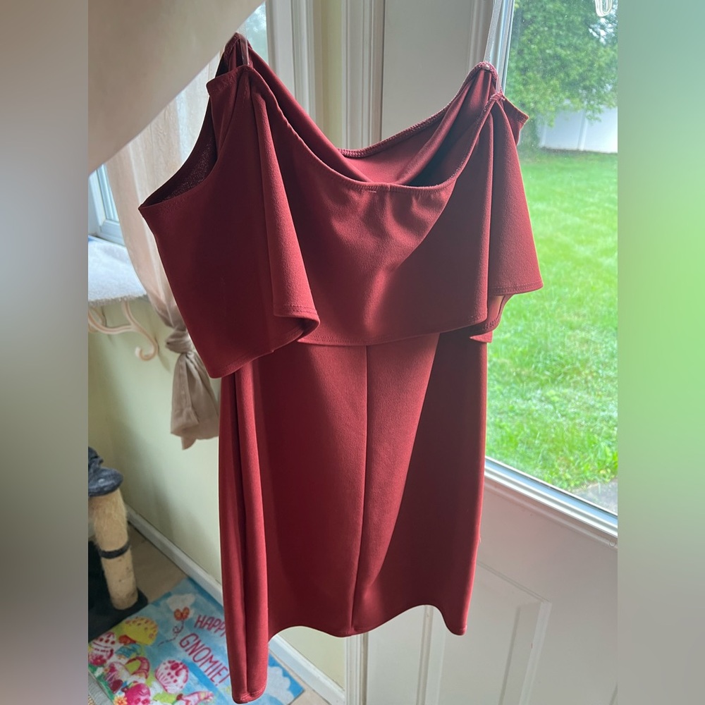 Rust/Maroon ‘Off The Shoulder’ Dress Size L